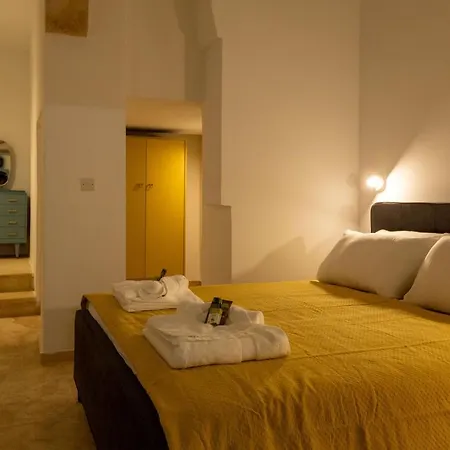 Collection - St. Domenic Duplex Apartment Valletta